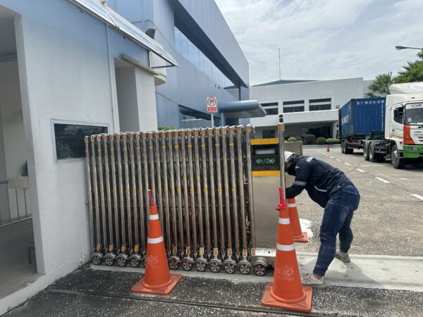 แผงกั้นยืดหดได้Automatic สแตนเลส เกรด304 - Image 4