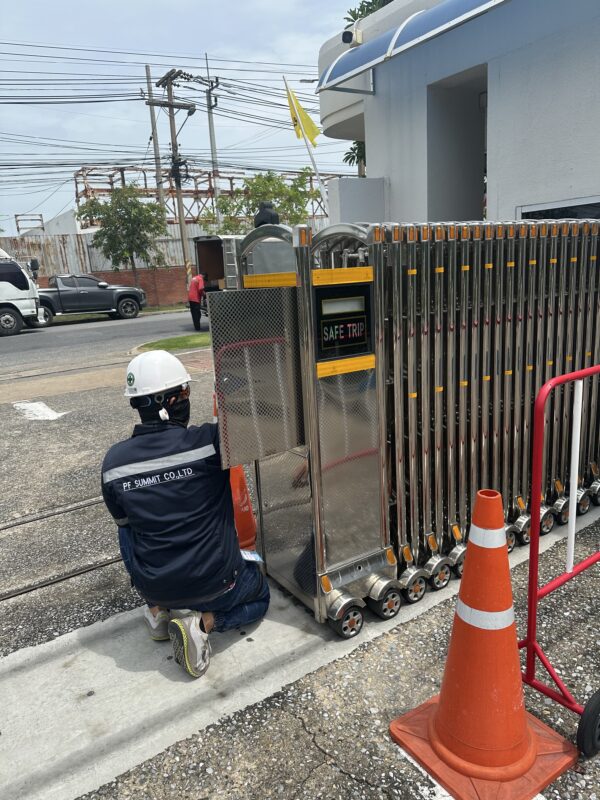 แผงกั้นยืดหดได้Automatic สแตนเลส เกรด304 - Image 2