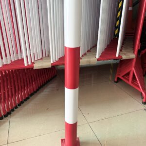 Alternative view of เสาเหล็กกันชน สีแดง-ขาว (แบบเพลท) เหล็กมาตรฐาน มอก.