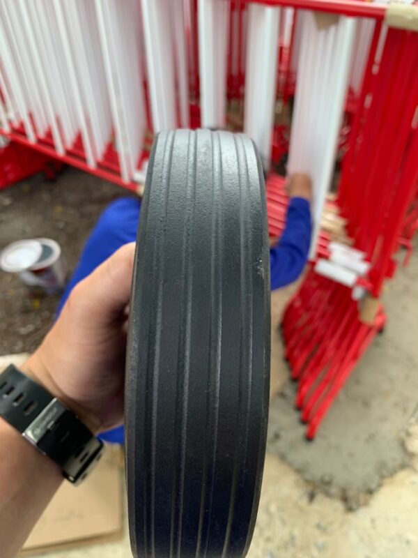 ล้อPU 8 นิ้ว สำหรับแผงกั้นจราจร - Image 3