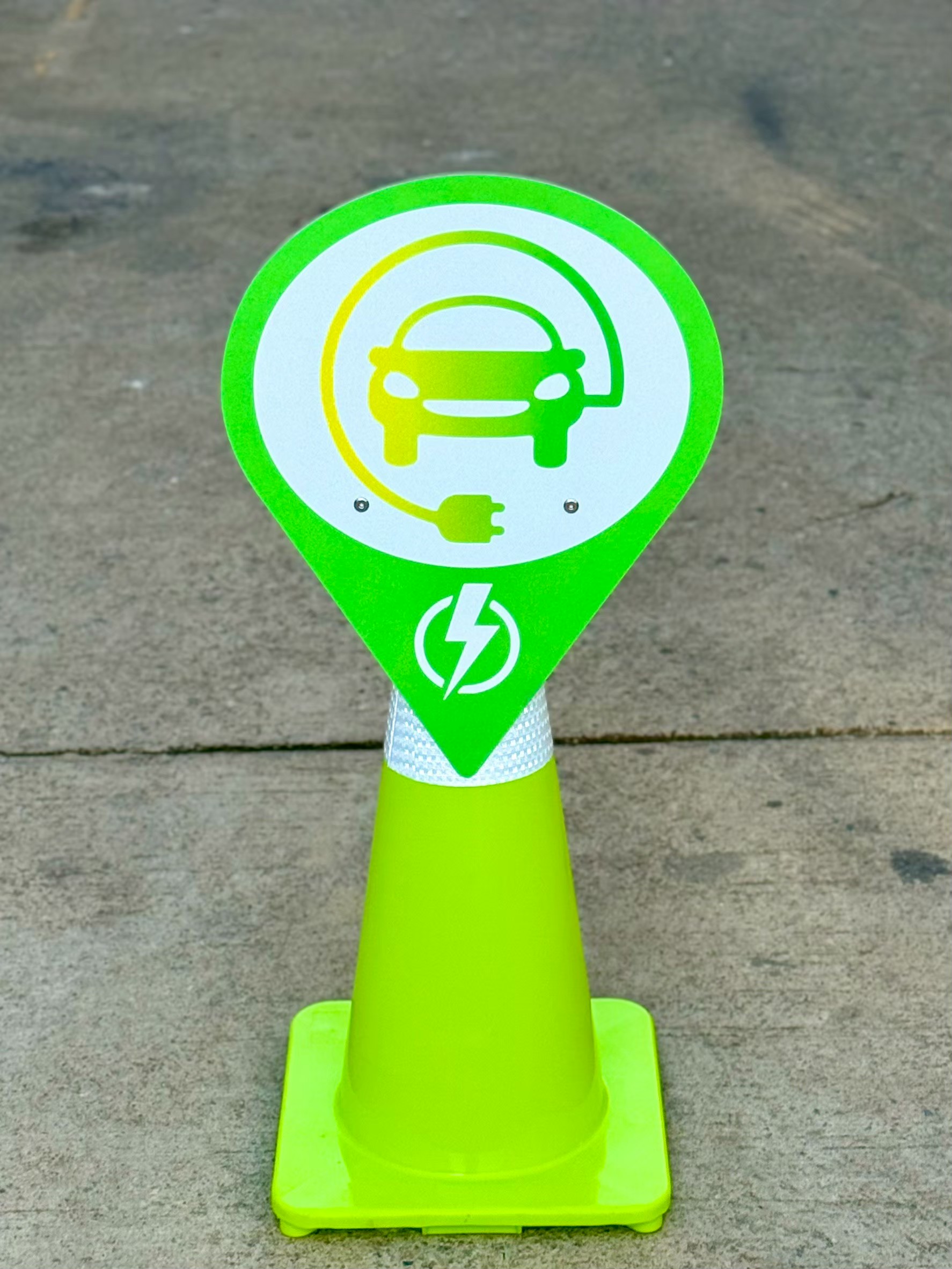 ป้ายสวมกรวยจราจร | Traffic Cone Sign - Image 14