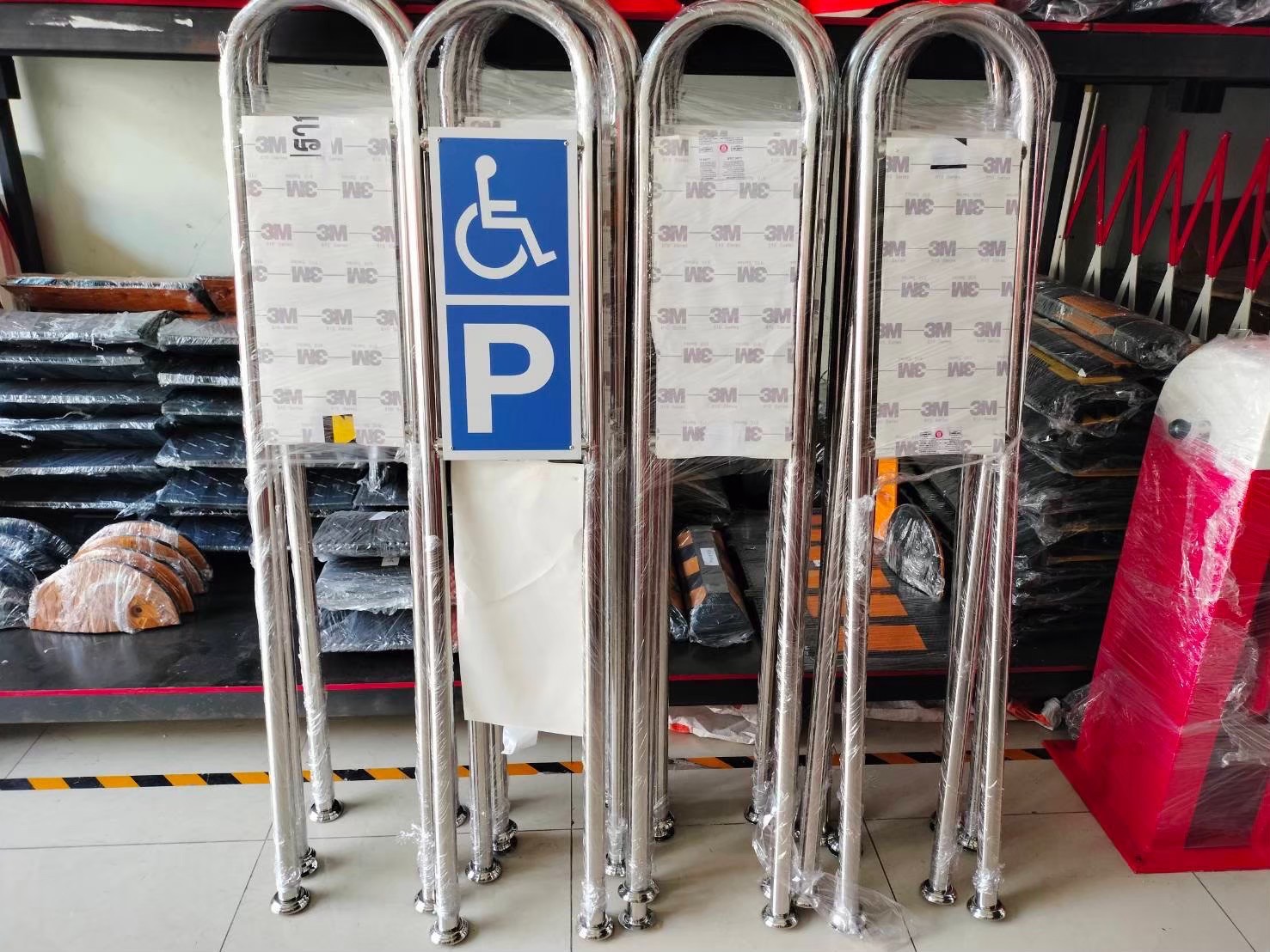 ป้ายที่จอดรถคนพิการ เสาสเตนเลสทรงตัวยู | Stainless Steel U-Post for Disabled Parking Sign - Image 4