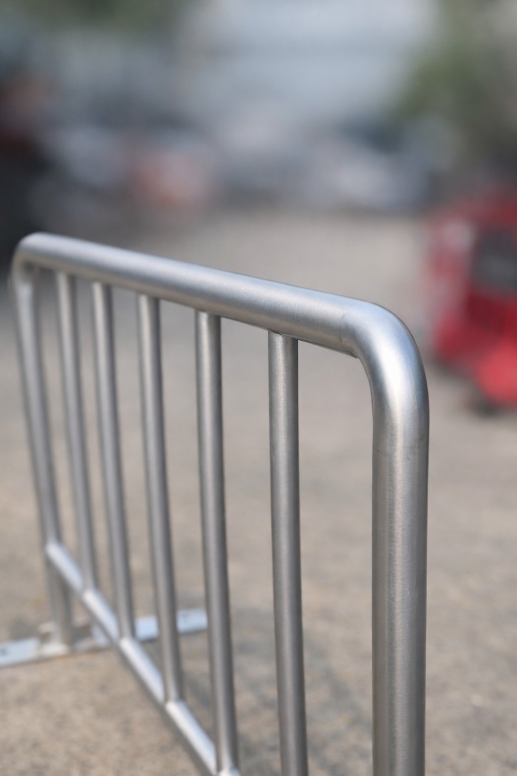 แผงกั้นเหล็กฐานเรียบ | Steel Barrier with Flat Base - Image 4