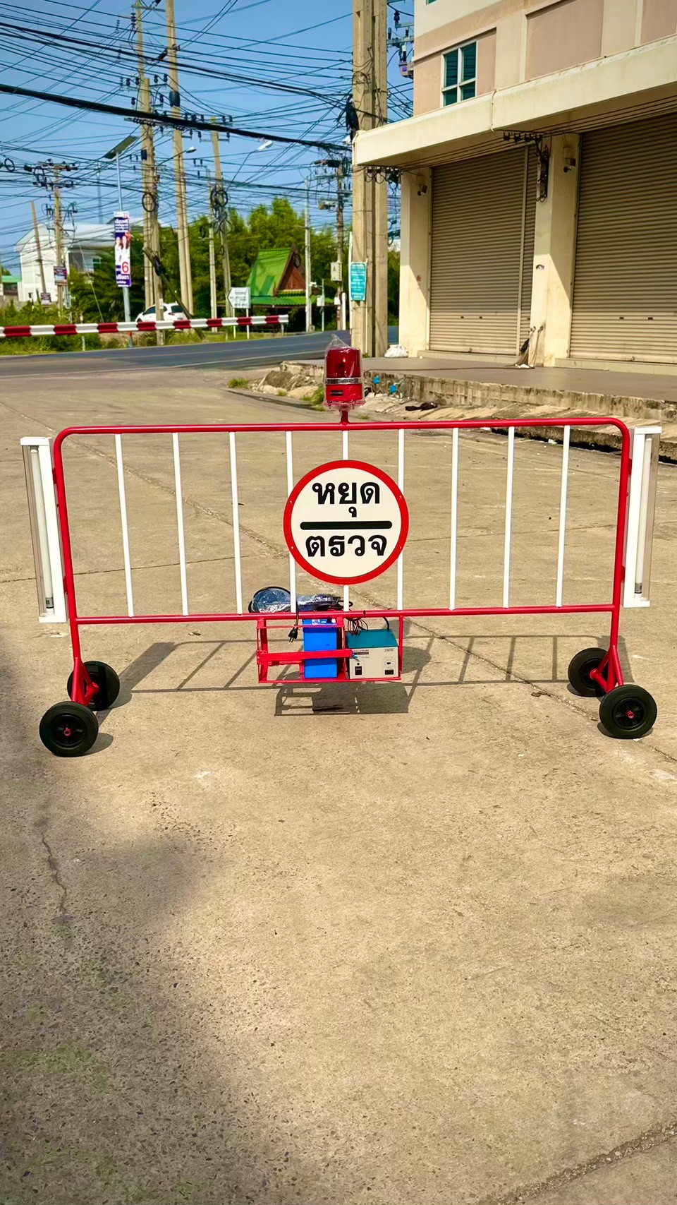 แผงกั้นเหล็กหยุดตรวจ | Traffic Checkpoint Barricade - Image 4