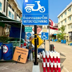Alternative view of ชุดเสาพร้อมตอม่อ | Steel Pole with Concrete Base