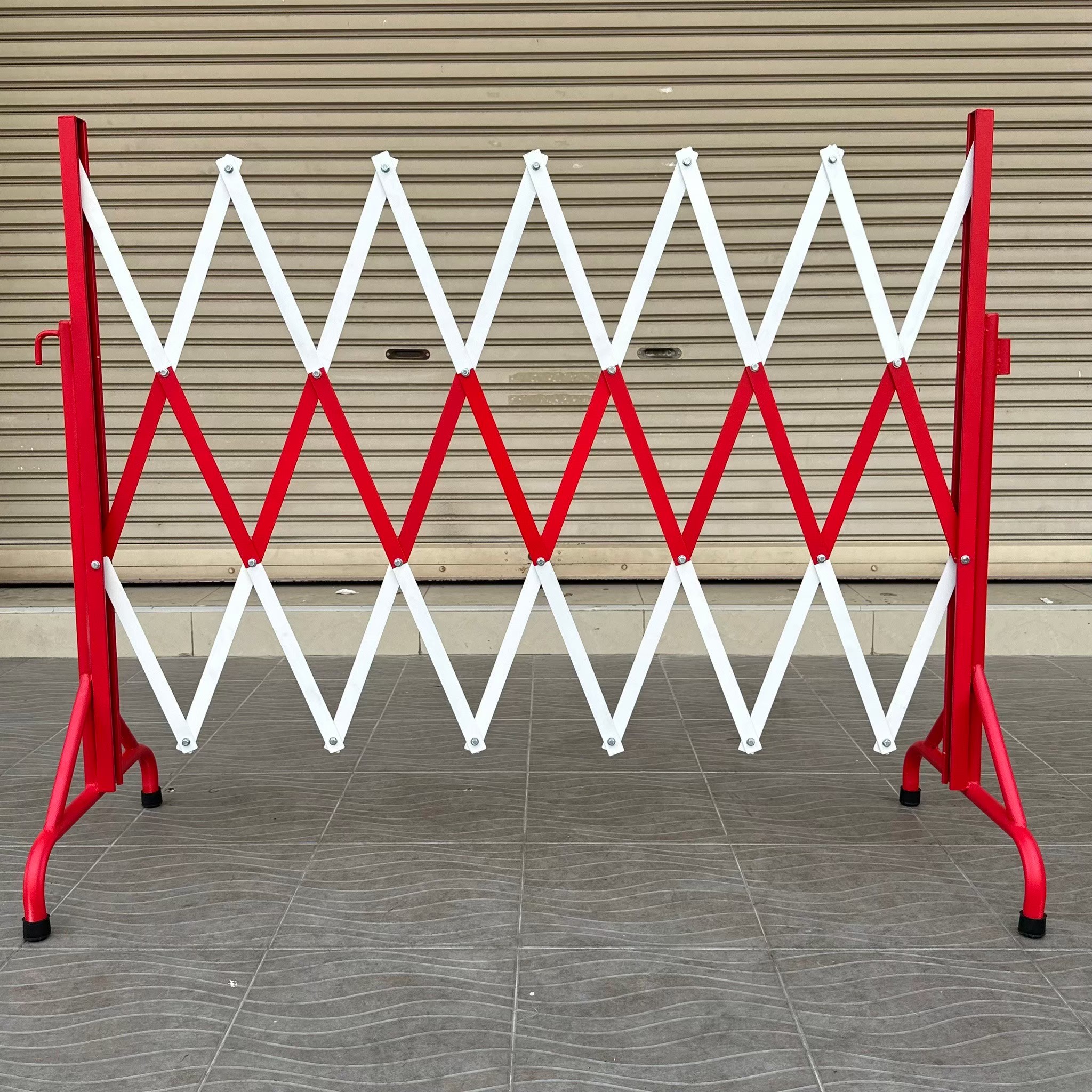 แผงกั้นยืดหดแบบตั้งพื้น | Expandable Safety Barrier - Image 7